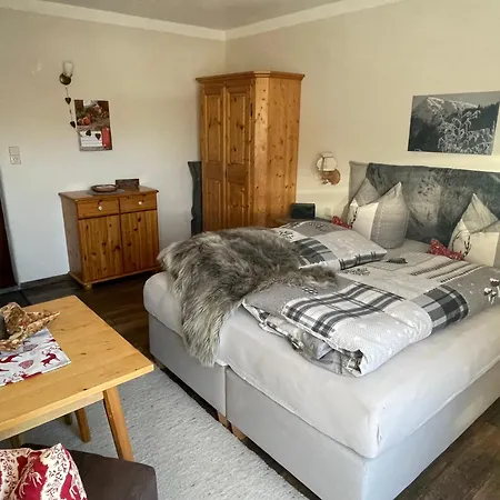 Pension Marianne - Chiemgau Karte Inzell Room photo
